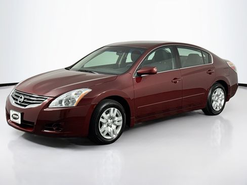 Used 2012 Nissan Altima 2.5 S FWD image 6