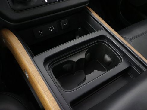 Used 2020 Land Rover Defender 110 X image 63