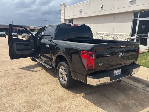 Used 2024 Ford F150 XLT image 2