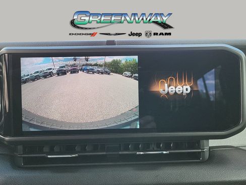 Used 2024 Jeep Wrangler Unlimited Sport AWD/4WD image 21