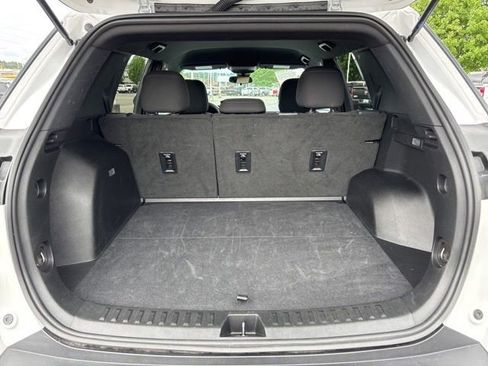 Used 2025 Chevrolet Equinox LT FWD image 25