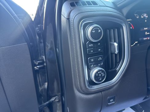 Used 2019 GMC Sierra 1500 SLT w/ SLT Premium Package AWD/4WD image 23