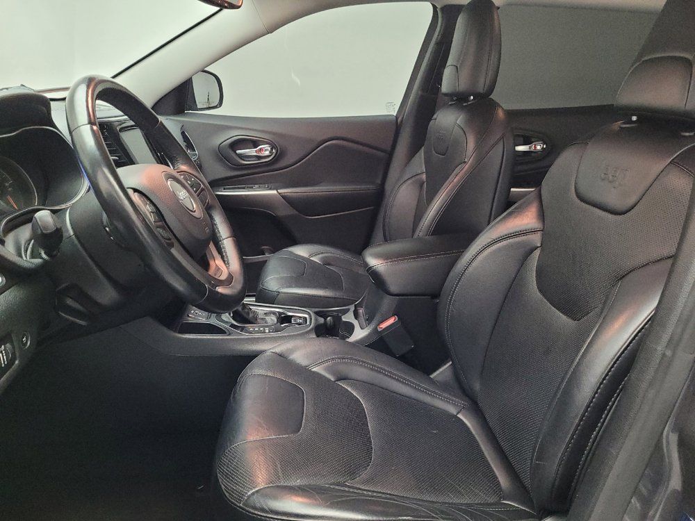 Used 2019 Jeep Cherokee Limited FWD image 17