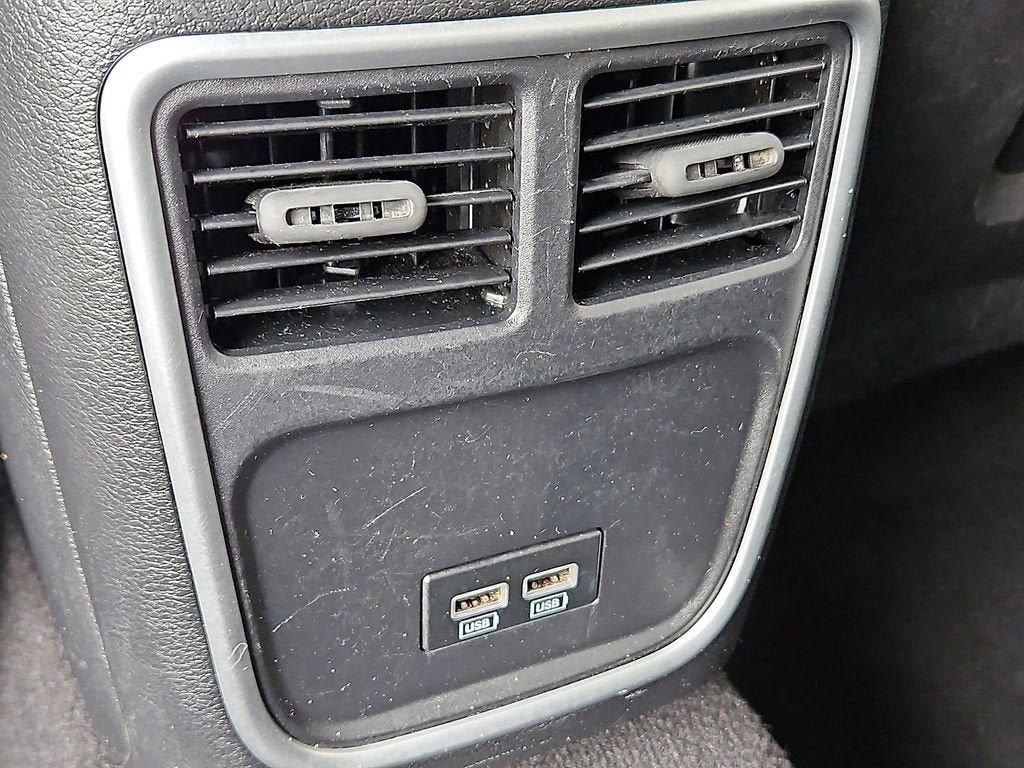 Used 2023 Dodge Charger R/T RWD image 12