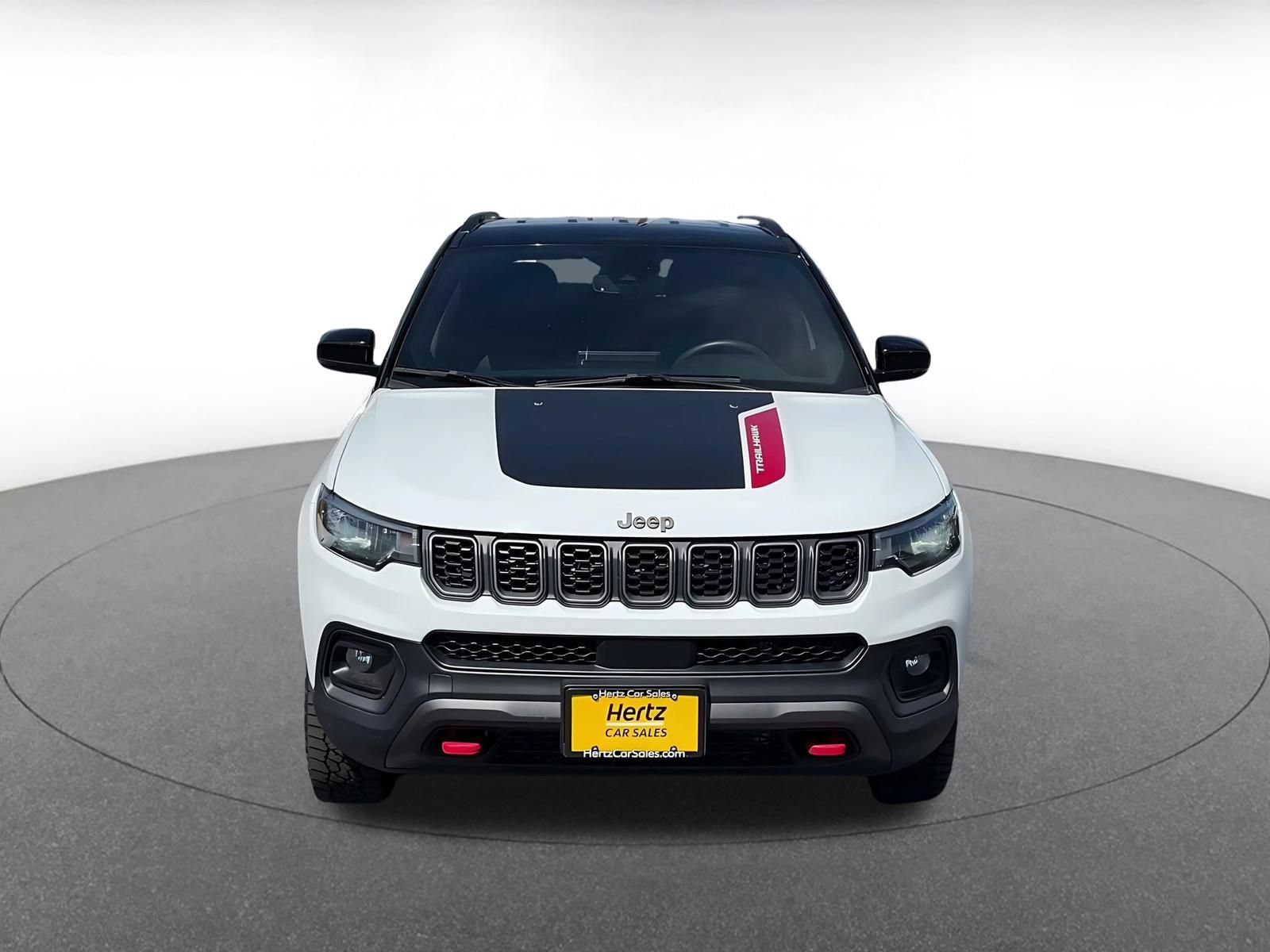 Used 2025 Jeep Compass Trailhawk AWD/4WD image 4