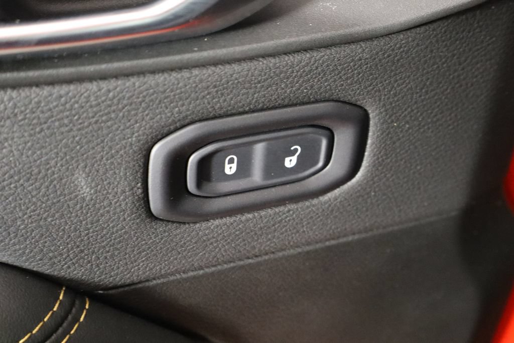 Used 2026 Jeep Wrangler Unlimited Sahara AWD/4WD image 23