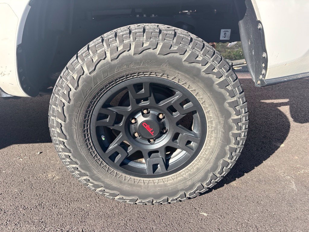 Used 2021 Toyota Tacoma SR AWD/4WD image 24