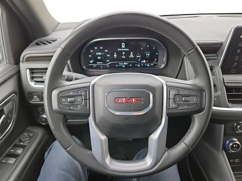 Used 2024 GMC Yukon SLE AWD/4WD image 13