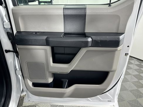 Used 2020 Ford F250 XL w/ Power Equipment Group image 23