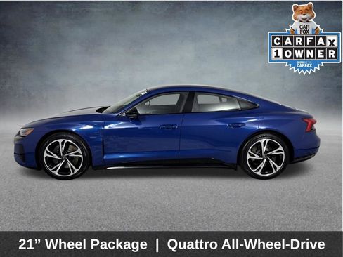 Used 2023 Audi e-tron GT Prestige w/ Prestige Package image 5