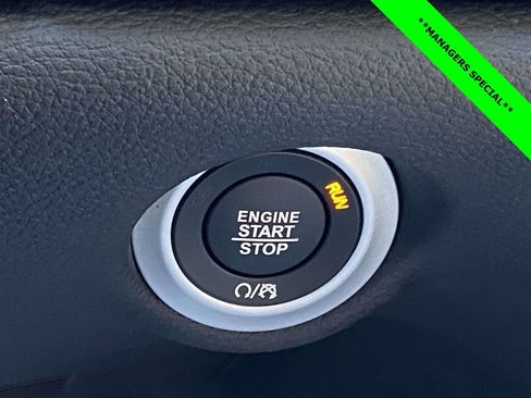 New 2026 Chrysler Pacifica Select image 46