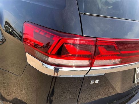 Used 2026 Volkswagen Atlas SE FWD image 29
