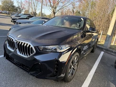 Used 2026 BMW X6 xDrive40i image 3