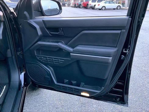 Used 2024 Toyota Tacoma SR5 image 22
