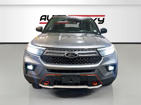 Used 2023 Ford Explorer Timberline image 2