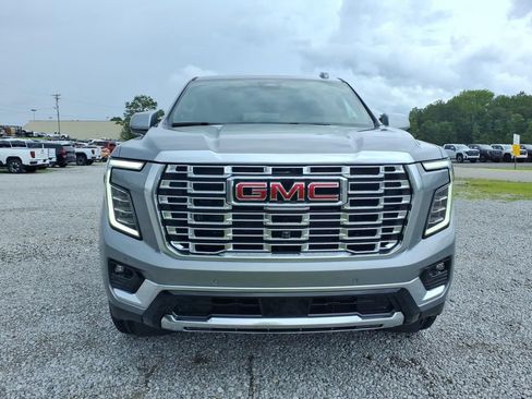 New 2026 GMC Yukon XL Denali w/ Denali Reserve Package AWD/4WD image 2