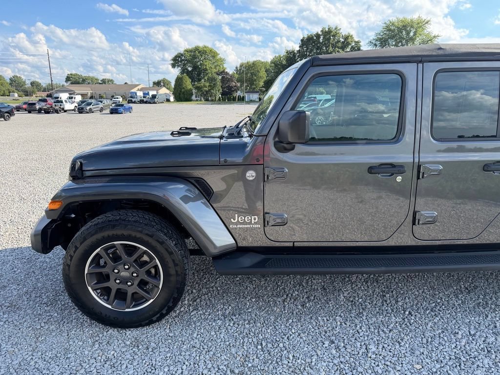 Used 2022 Jeep Gladiator Overland AWD/4WD image 23