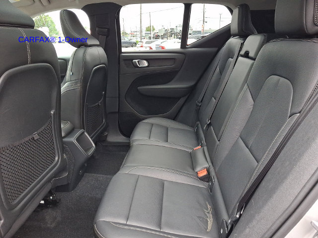 Used 2019 Volvo XC40 T5 Momentum AWD/4WD image 11