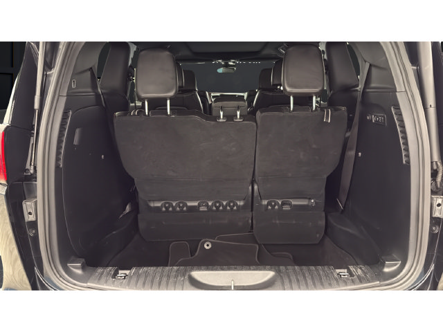 Used 2020 Chrysler Pacifica Limited FWD image 27