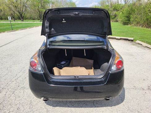 Used 2010 Nissan Altima 3.5 SR w/ Premium Pkg FWD image 10