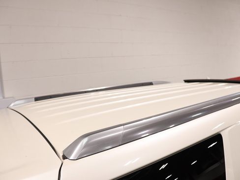 Used 2015 Cadillac Escalade Luxury AWD/4WD image 10