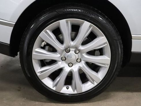 Used 2016 Land Rover Range Rover Supercharged AWD/4WD image 40