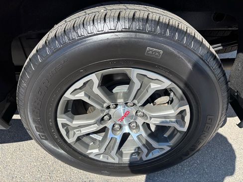 Used 2019 GMC Sierra 1500 SLE w/ SLE Value Package image 11