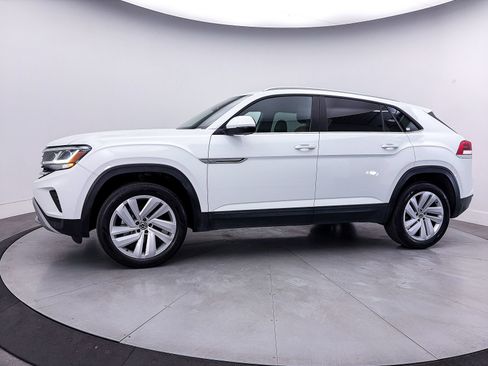 Used 2023 Volkswagen Atlas Cross Sport SE w/ Panoramic Sunroof Package FWD image 38