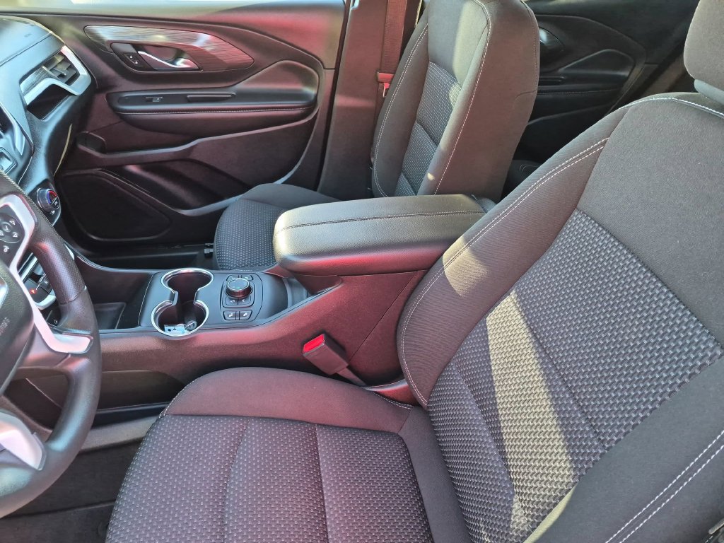 Used 2023 GMC Terrain SLE w/ Driver Convenience Package AWD/4WD image 16