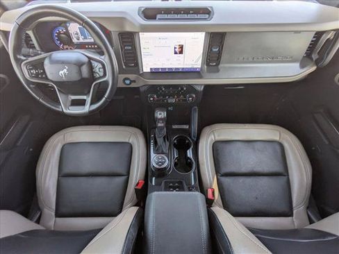 Used 2024 Ford Bronco Wildtrak AWD/4WD image 18