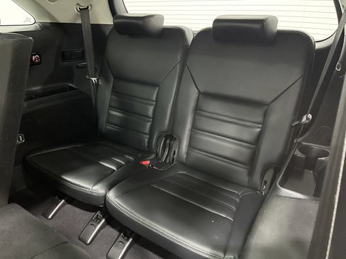 Used 2019 Kia Sorento SX FWD image 31