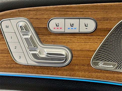 Certified 2025 Mercedes-Benz GLS 450 4MATIC image 21