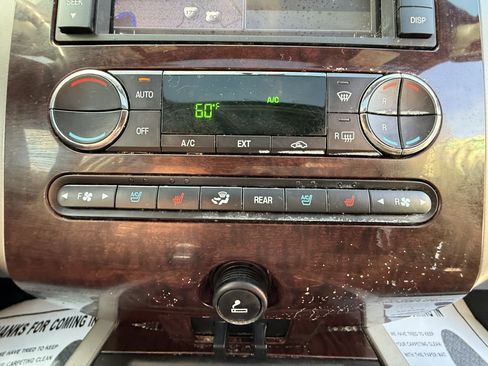 Used 2013 Ford Expedition EL King Ranch image 23