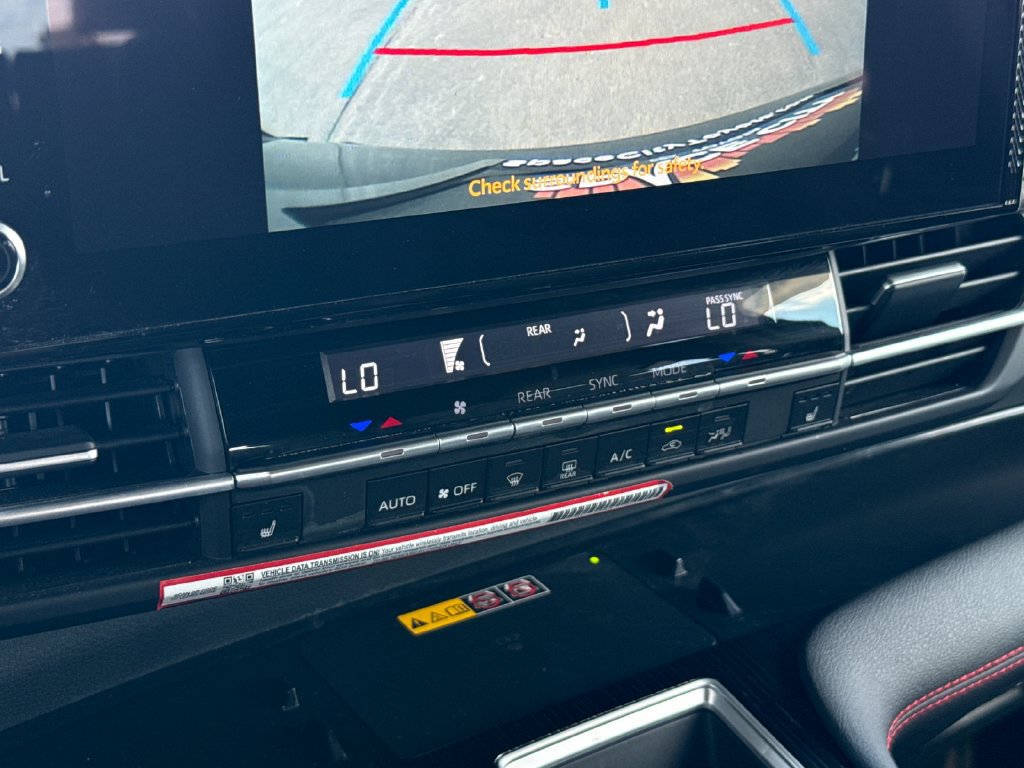 Certified 2025 Toyota Sienna XSE FWD image 21