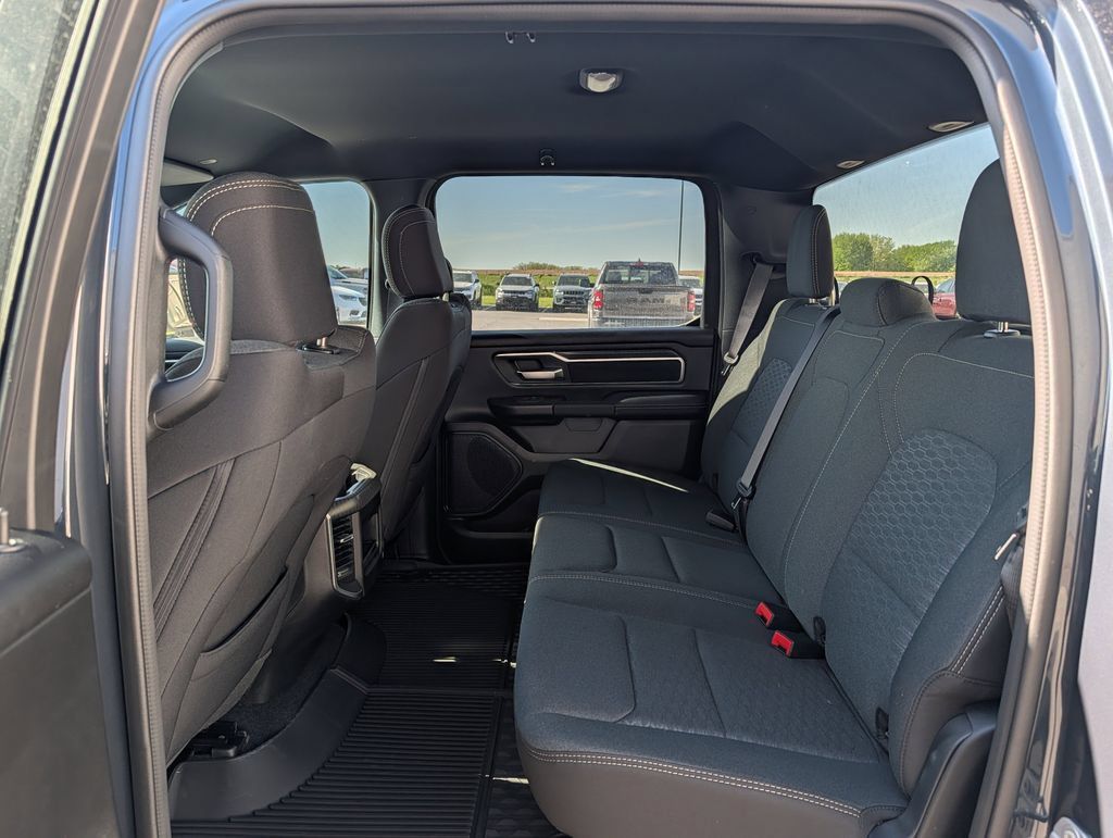 New 2026 RAM 1500 Big Horn AWD/4WD image 6