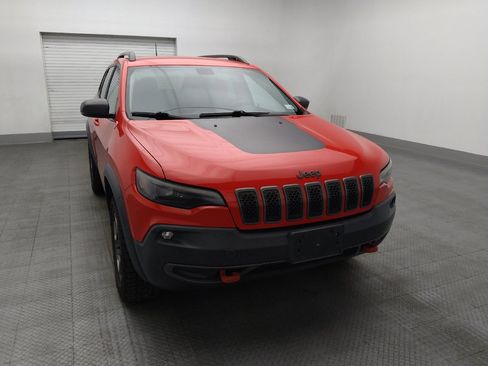 Used 2019 Jeep Cherokee Trailhawk image 14