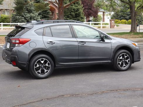 Used 2020 Subaru Crosstrek 2.0i Premium w/ Moonroof Package 1 AWD/4WD image 4