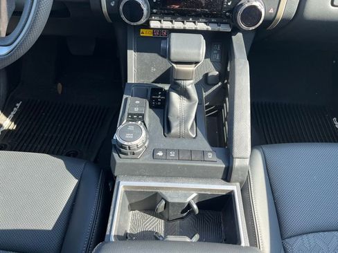 Used 2025 Toyota Tacoma Limited image 11