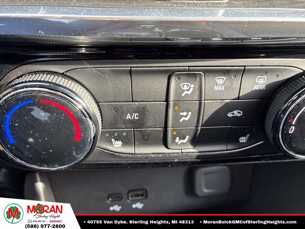 Used 2026 Buick Encore GX Sport Touring w/ Advanced Technology Package FWD image 13
