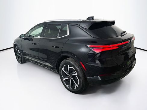 Used 2025 Chevrolet Equinox EV LT w/ Convenience Package image 5