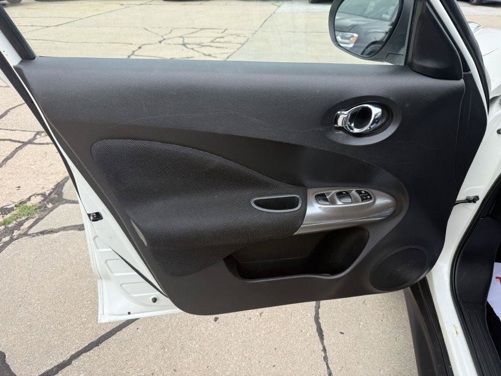 Used 2014 Nissan Juke S w/ Midnight Edition 2.0 AWD/4WD image 10