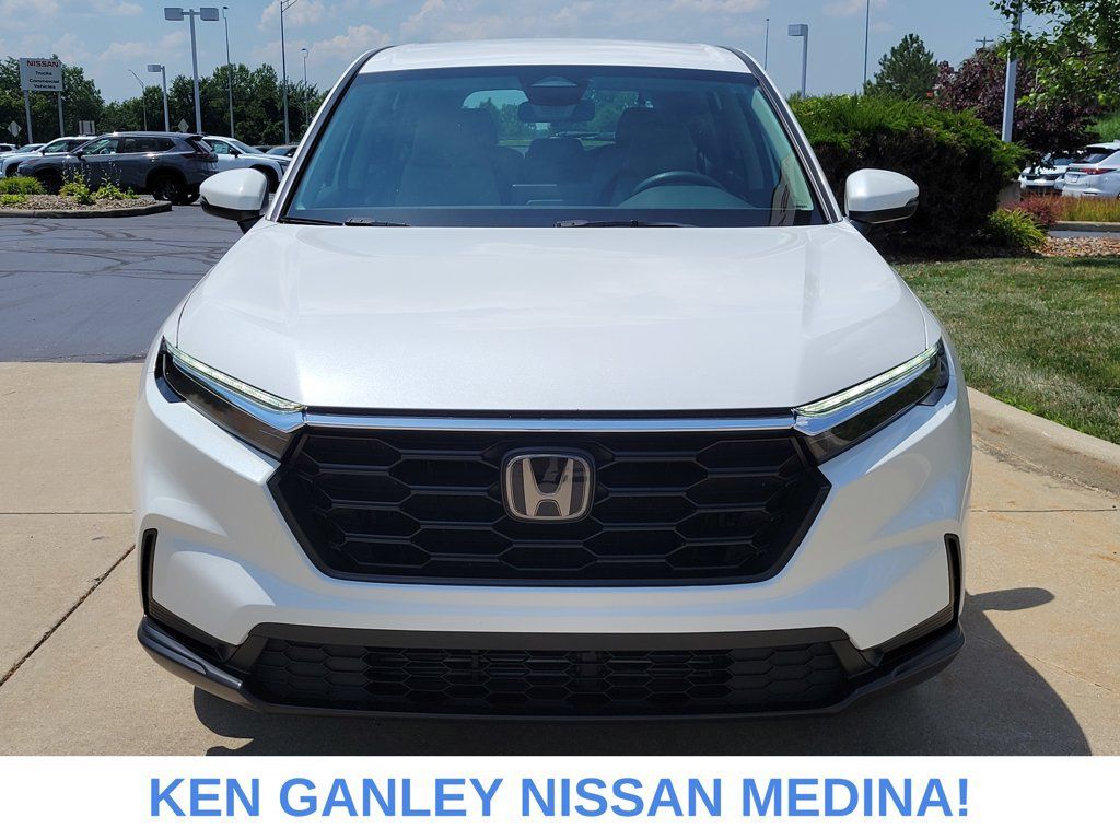Used 2023 Honda CR-V LX image 8