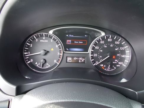 Used 2013 Nissan Altima 3.5 SL w/ Technology Pkg FWD image 35