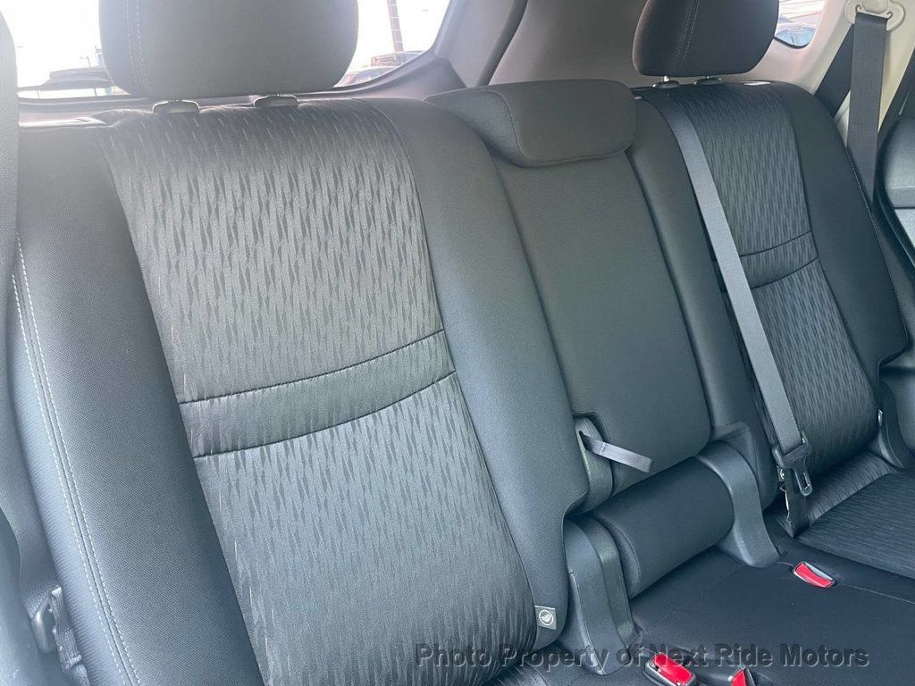 Used 2018 Nissan Rogue S FWD image 14