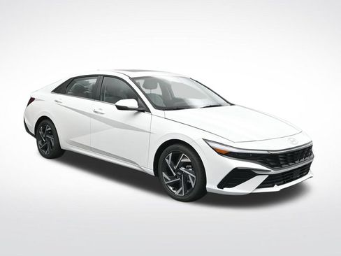 New 2026 Hyundai Elantra Limited FWD image 8