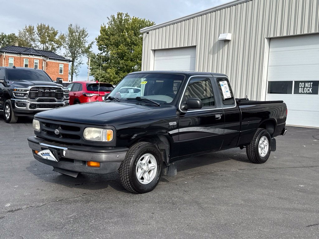 Used 1997 MAZDA B-Series Pickup SE RWD image 3
