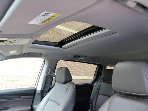 Used 2024 Honda Odyssey EX-L image 38