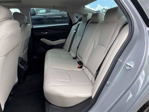 Used 2026 Honda Accord EX-L image 9