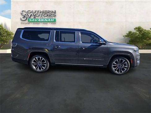 Used 2024 Jeep Grand Wagoneer L Series III w/ Rear Seat Video Group 1 image 6