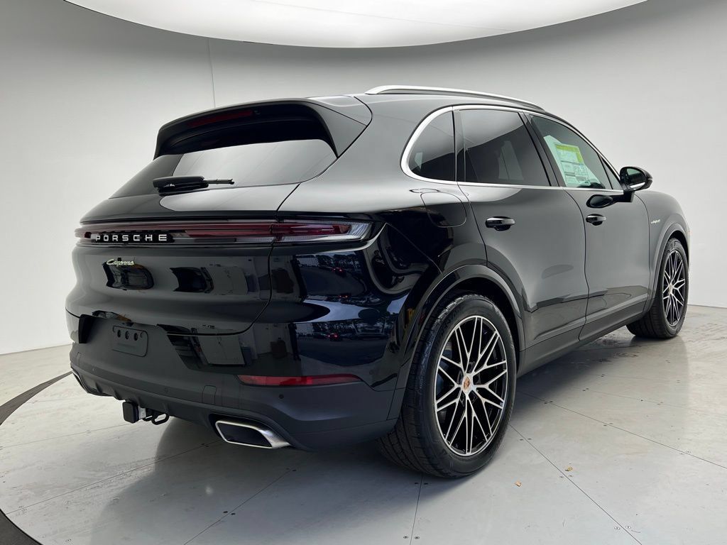 Used 2026 Porsche Cayenne E-Hybrid AWD/4WD image 22